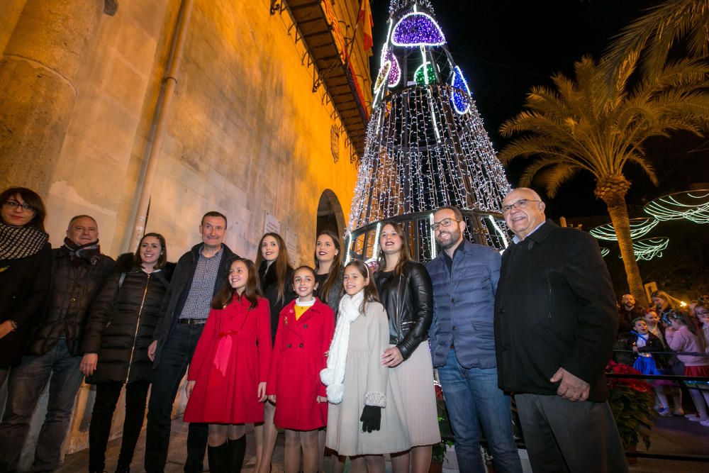 Elche inaugura el alumbrado de Navidad