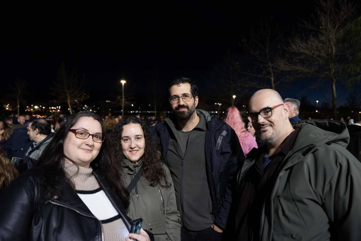 Fotogalería | Badajoz se vuelca un año más con la Noche de los Deseos a orillas del Guadiana