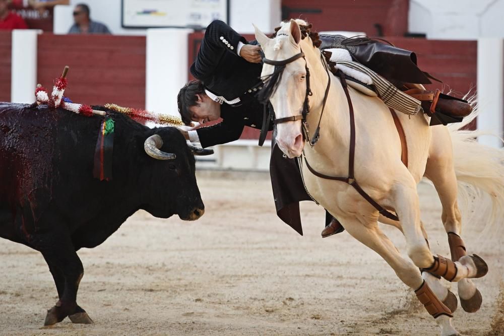 Rejoneo en la feria taurina de Begoña.