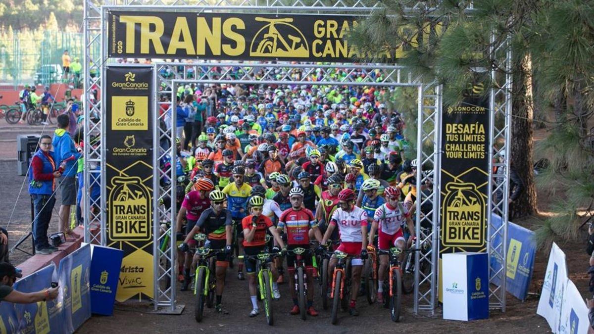 Salida de la Transgrancanaria Bike en la pasada edición