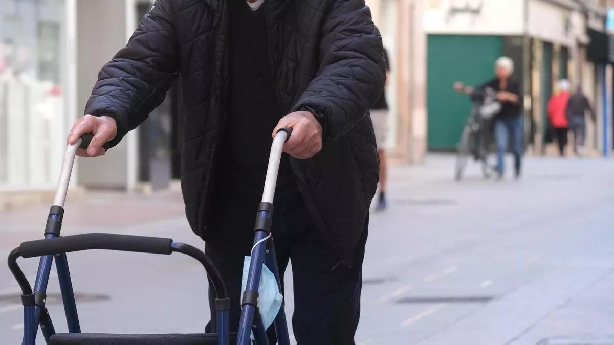 Un total de 412 personas perdieron la vida en la Comunidad Valenciana el año pasado al sufrir una caída, más de la mitad de ellas superaban los 80 años.