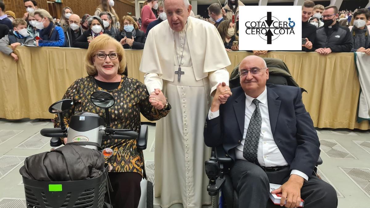 Representantes de Cota Cero, con el Papa Francisco.