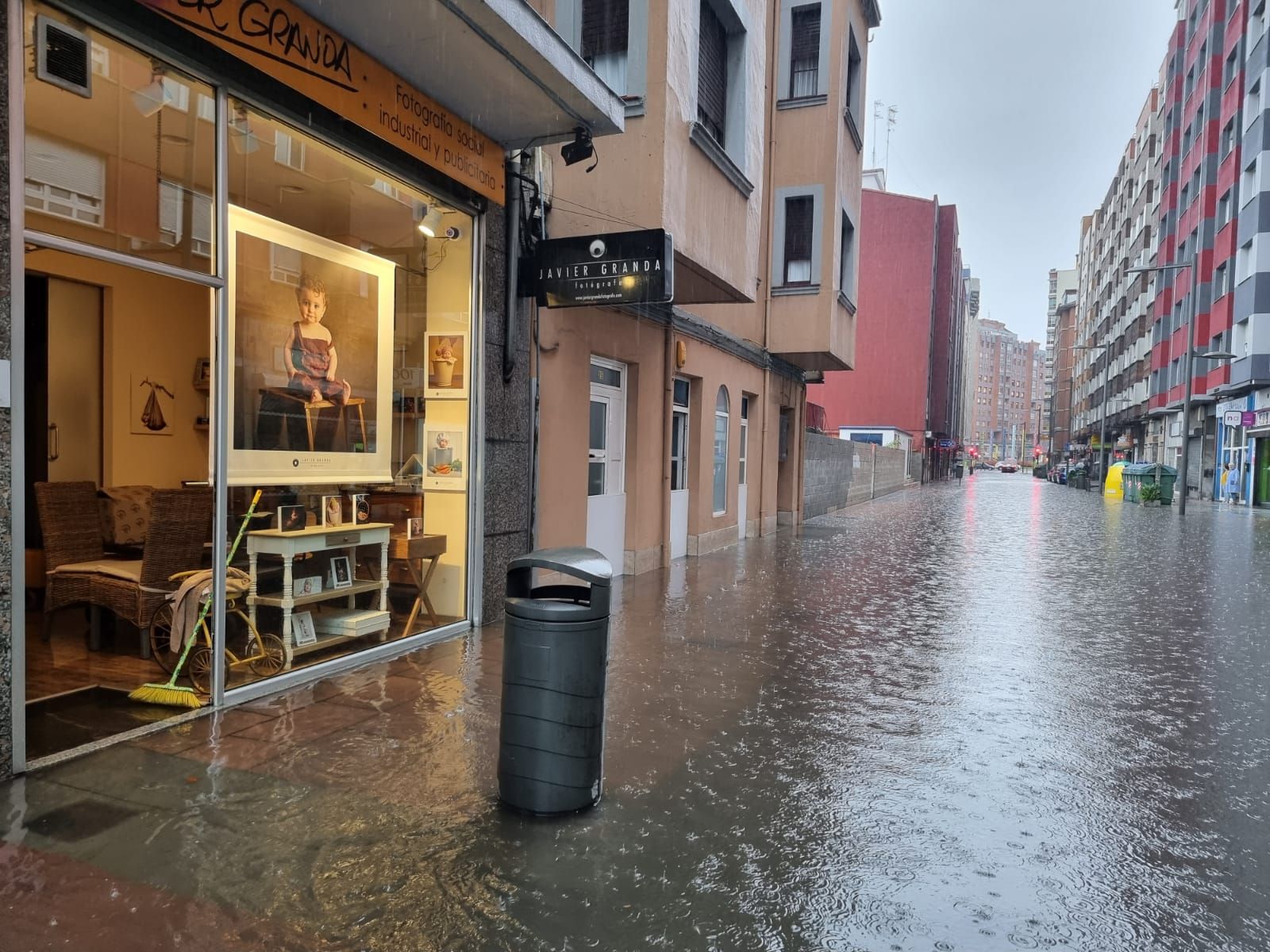 Inundaciones en Avilés por los fuertes aguaceros