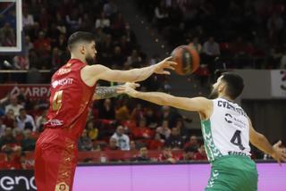 La crónica del Casademont Zaragoza-Real Betis: Una sonrisa al filo del abismo (89-82)