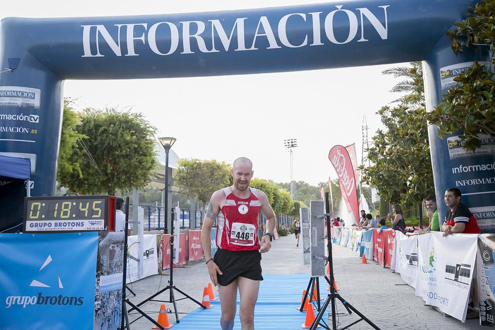 Carrera popular en el circuito Costablanca de La N