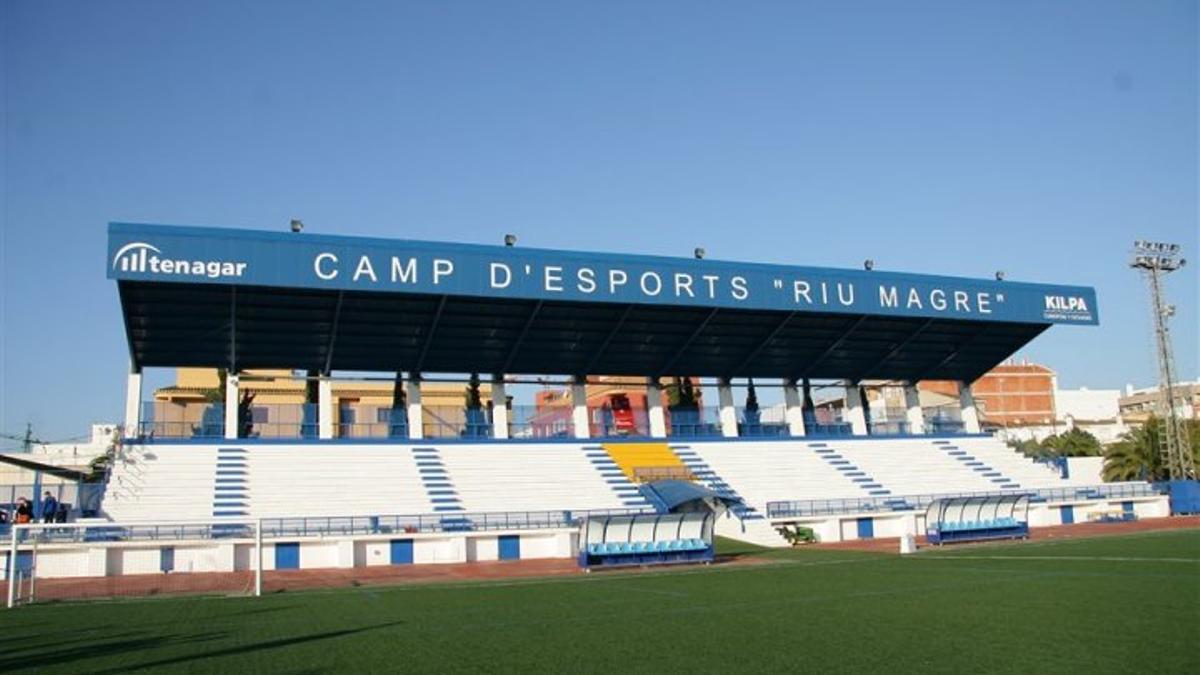 Una imagen del campo de fútbol 'Riu Magre' de Carlet.