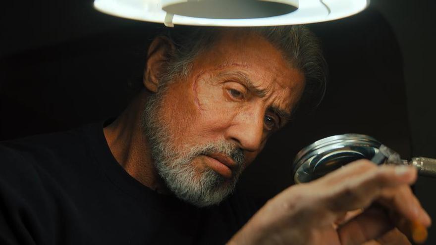 Sylvester Stallone, un superhéroe muy humano en la película ’Samaritan’.