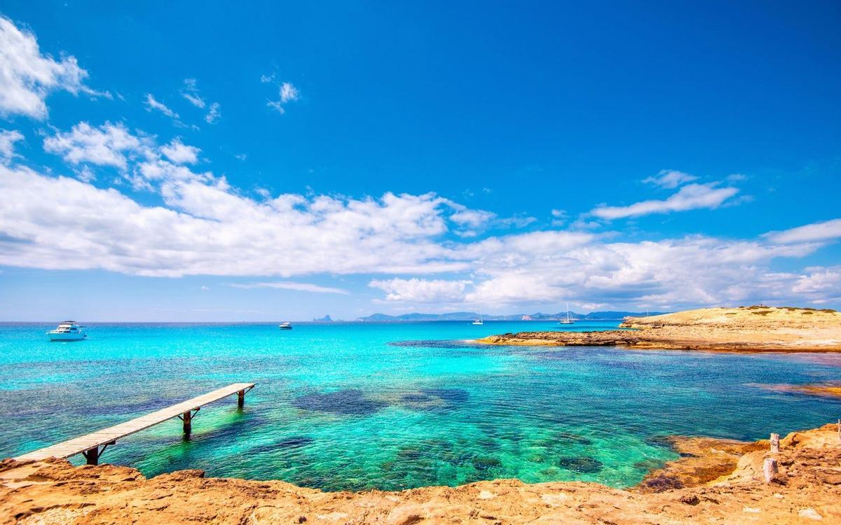 En la playa formenterana y con buen tiempo