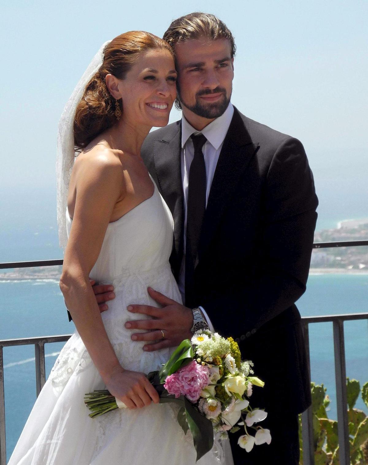 Mario Biondo y Raquel Sánchez Silva, en una foto de su boda.