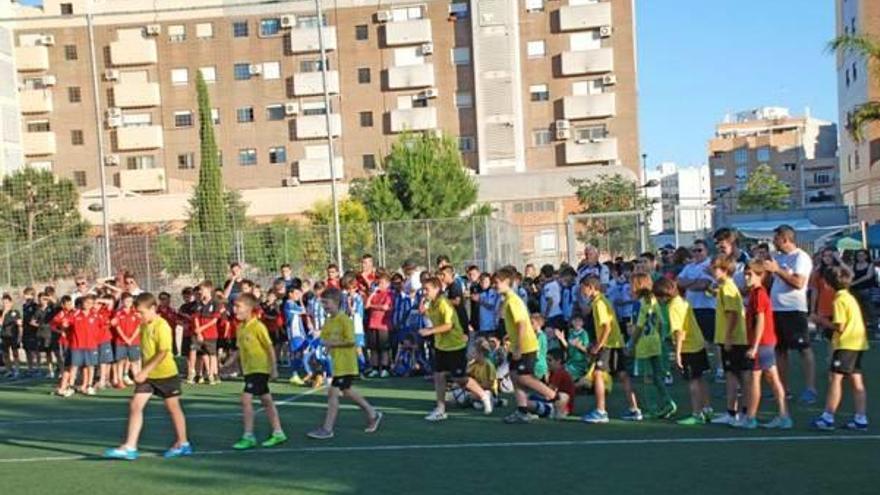 La AVV de Torrefiel defiende que la ampliación del campo de fútbol tiene gran consenso