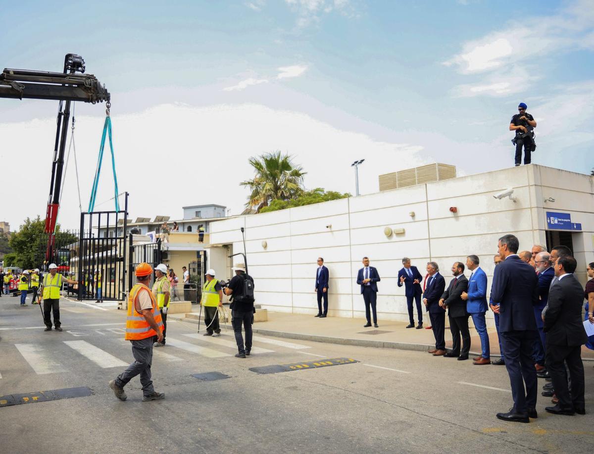 Sánchez enterra el reixat de Gibraltar: "Les fronteres són cicatrius de la història"