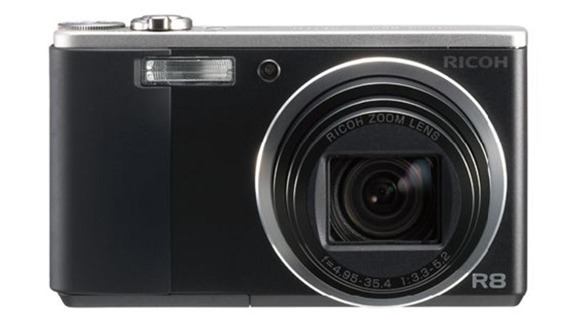 Ricoh Caplio R8