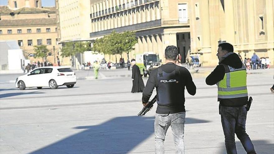 La calle Alfonso I tendrá bolardos retráctiles