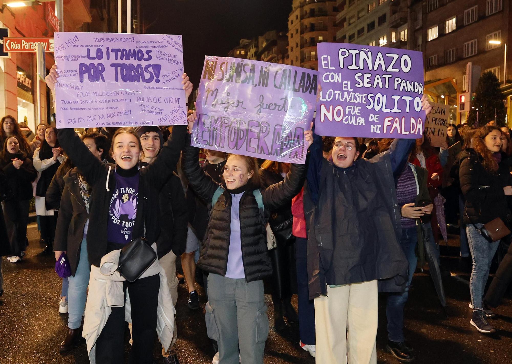 Las imágenes del 8M en Vigo