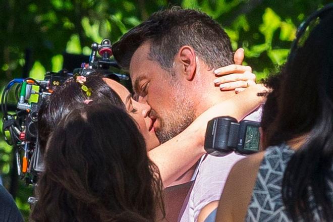 Megan Fox y Josh Duhamel se besan en el rodaje de su próxima película
