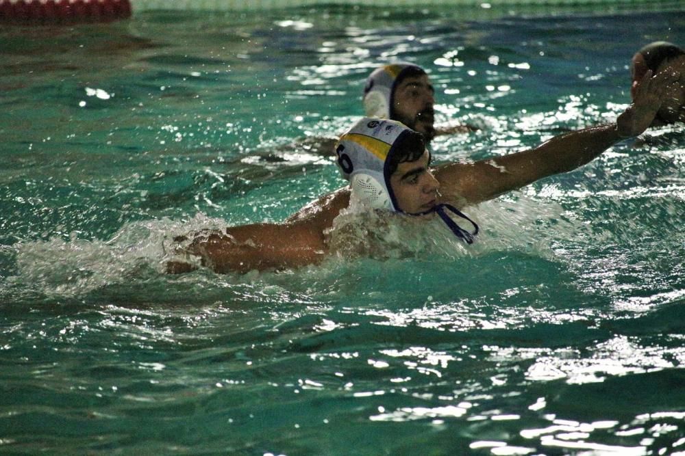 Partido de semifinal de la liga balear de waterpolo