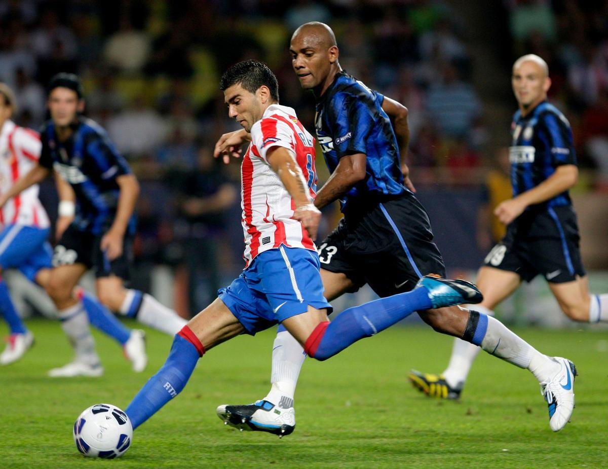 José Antonio Reyes (QEPD), goleador aquella noche en Mónaco ante el Inter