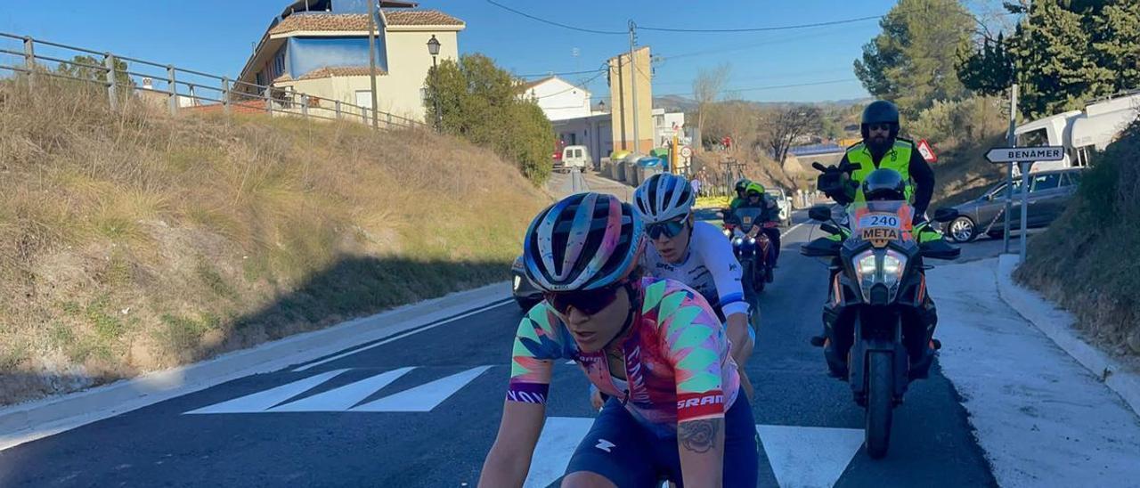 Así ha sido la salida de la 'Setmana ciclista Valenciana' desde Vila-real