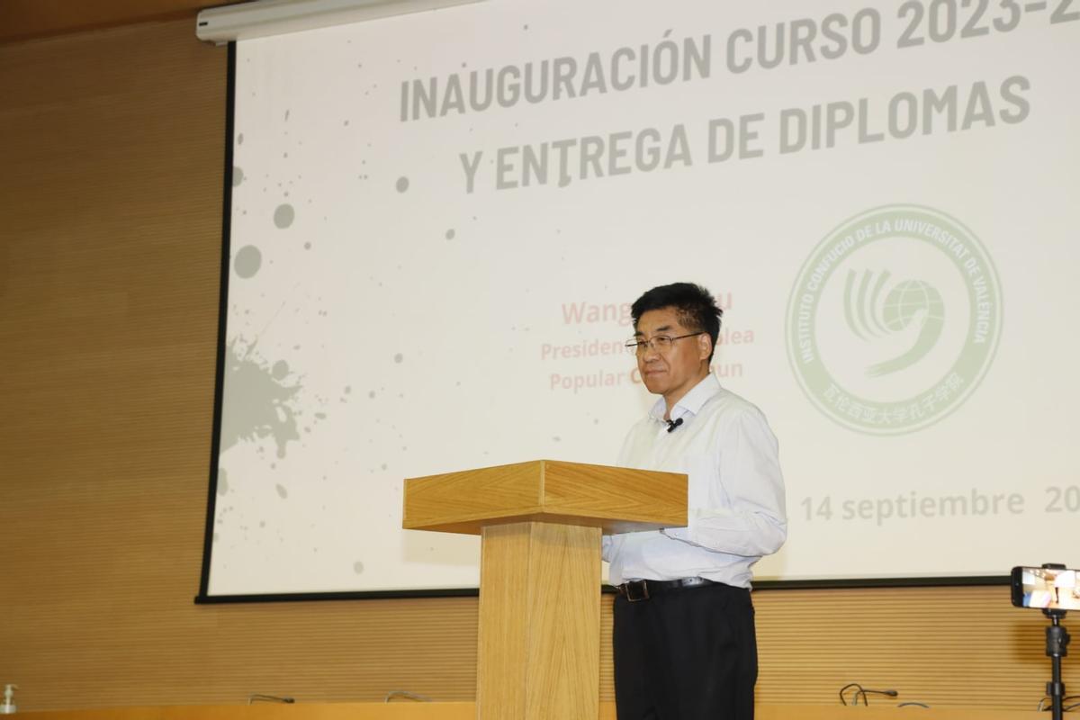 El Presidente del Comité Permanente de la Asamblea Popular de Changchun, Wang Zhihou