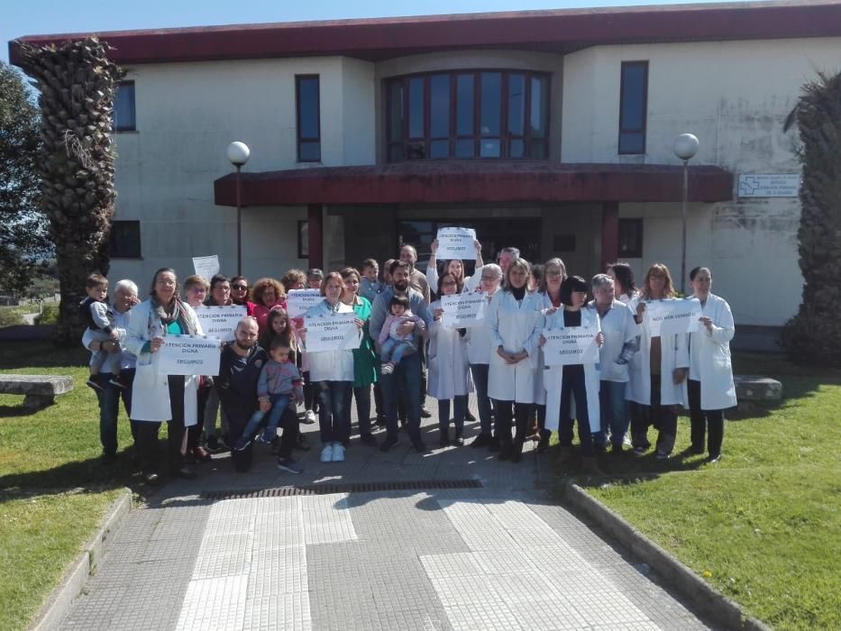 Los profesionales de los centros de salud pararon 15 minutos