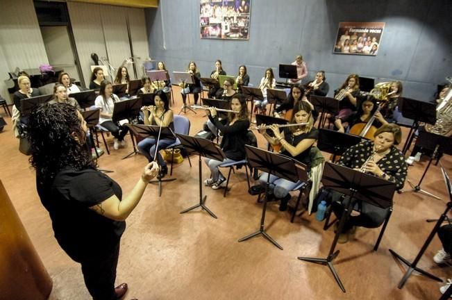 ORQUESTA SOLO DE INSTRUMENTOS DE VIENTO Y SUS ...