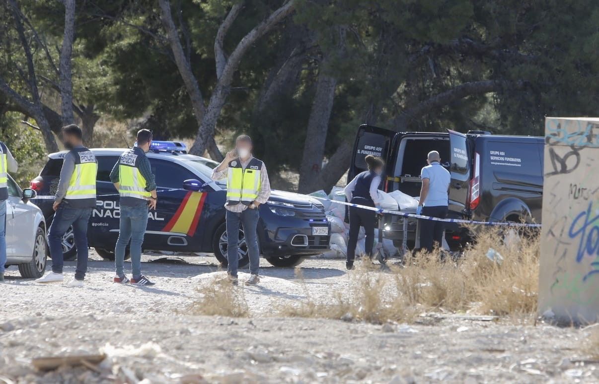 Aparece el cadáver de un hombre en descomposición en las lagunas de Rabasa en Alicante