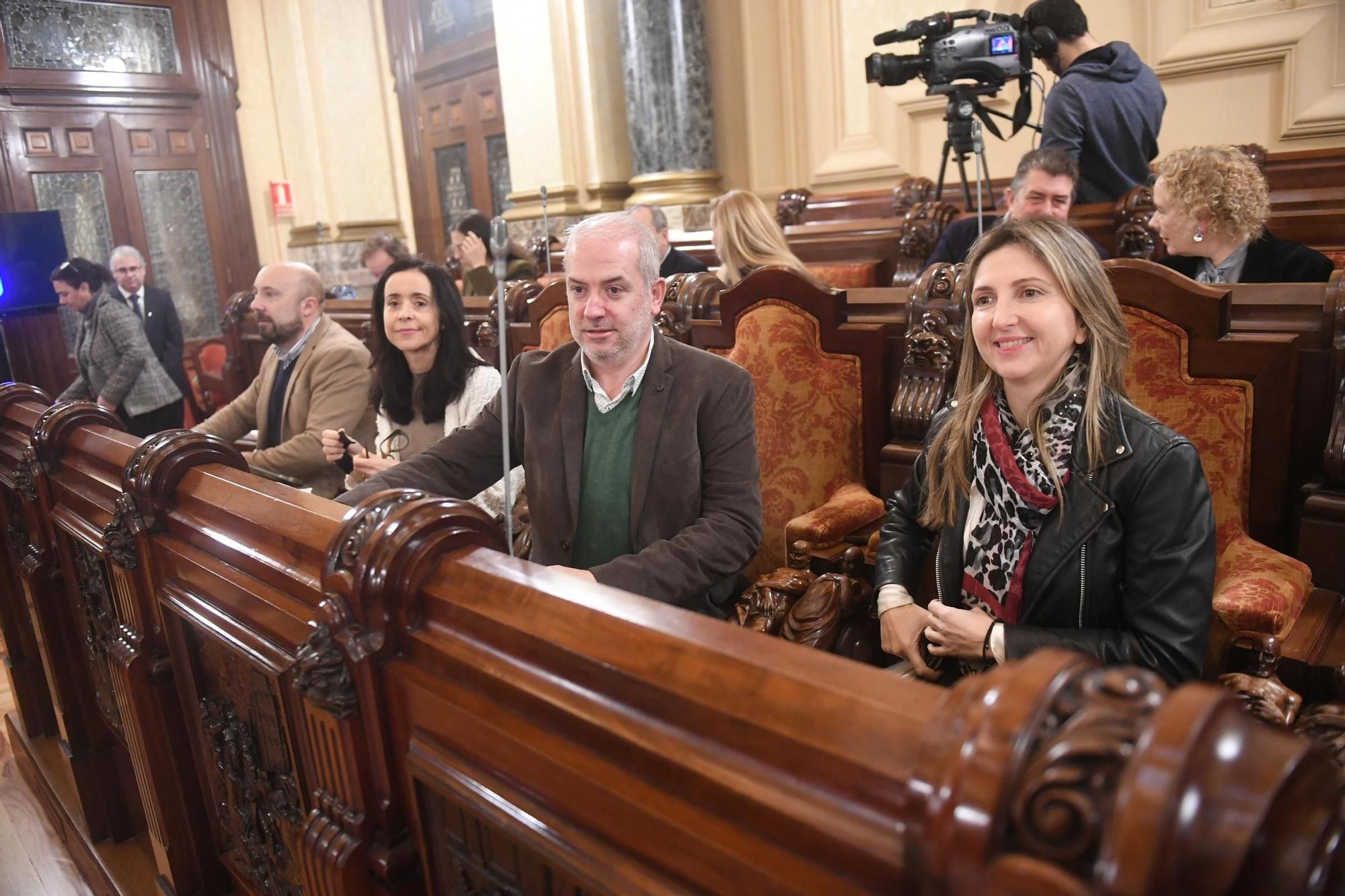 Unanimidad en el pleno de A Coruña para que los viarios de Pocomaco sean municipales