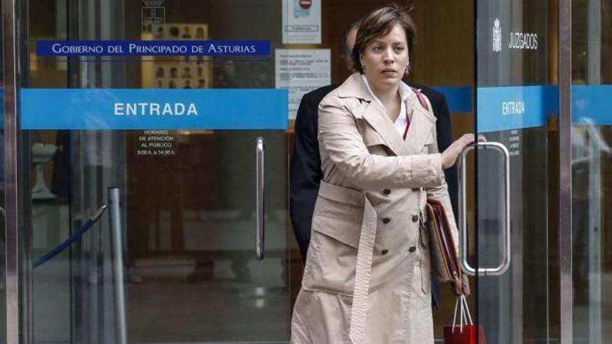 Estíbaliz Valdés, la médica juzgada por la muerte de la pequeña Ana Suárez Fernández.