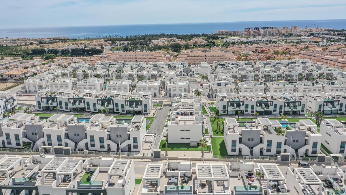 Viviendas turístico residenciales en el litoral oriolano