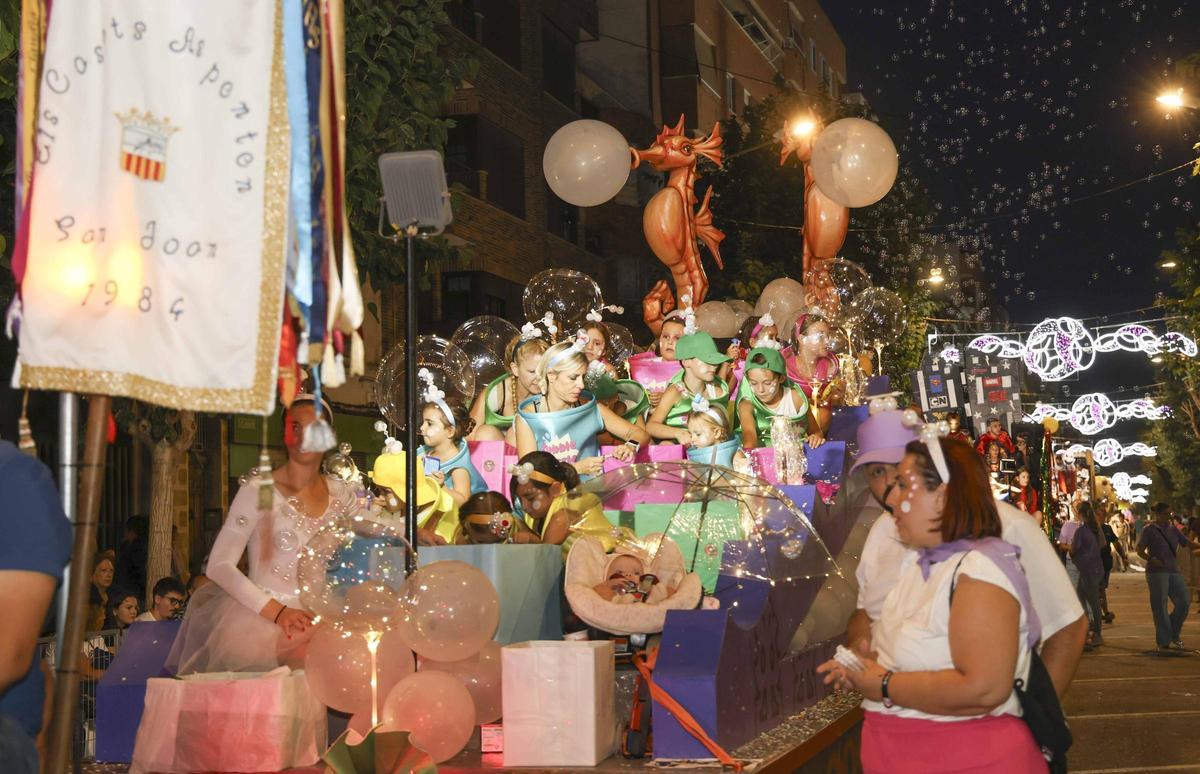Por cien años más de carrozas en Sant Joan
