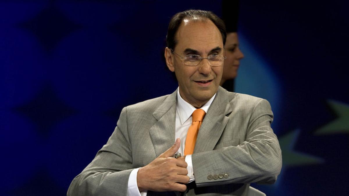 Alejo Vidal-Quadras, durante un debate de candidatos al Parlamento Europeo, en mayo del 2009 en TV-3.