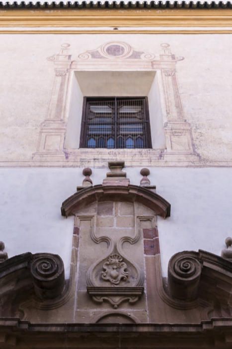 'Cinco bolas' de Simón Flynn, 'Casa del Obispo' de Nina Rodríguez y 'Torre de San Felipe' de Feliciano Ruy, ganadoras del Concurso Fotográfico'Pinturas Murales Barrocas" de Málaga Monumental