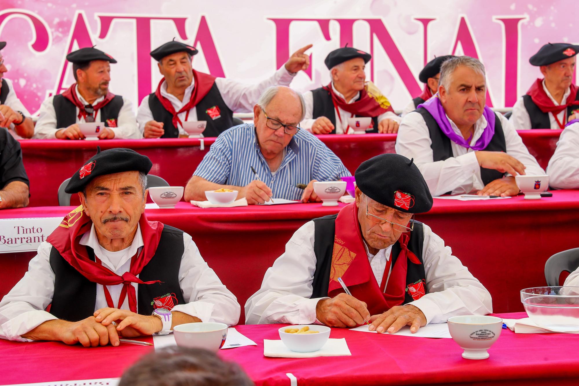 Las bodas de horo de la Festa do Viño Tinto do Salnés