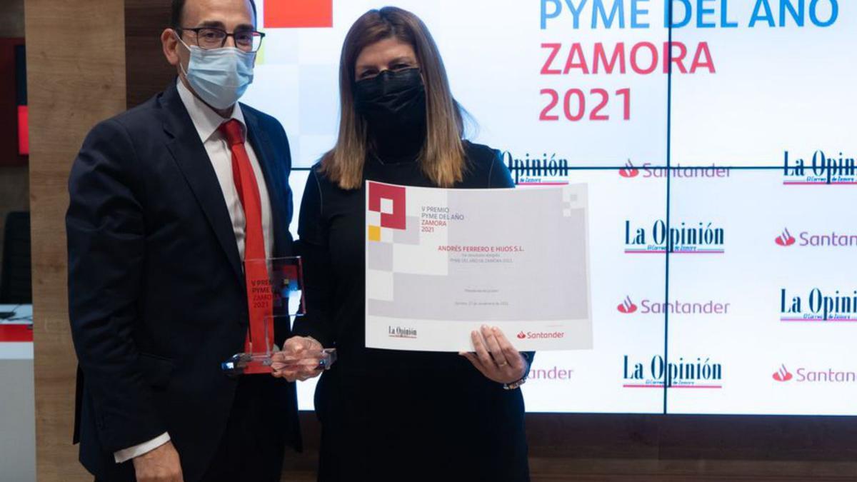 Andrés Ferrero e hijos, Premio pyme del Año, de la mano del Banco Santander y la opinión-el correo