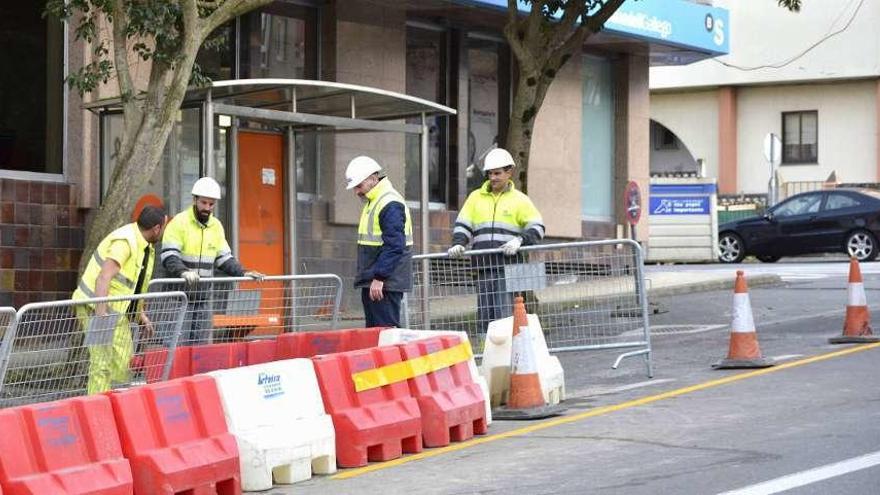 Trabajadores en una obra en Santa Cruz.