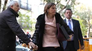 Hi han anat diversos membres del PDECat i ERC per mostrar el seu suport als membres de la Mesa.