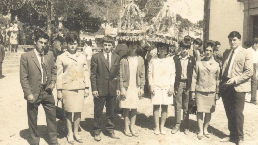 Tomiño abre os álbums familiares para construír a súa memoria