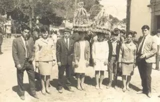 Tomiño abre os álbums familiares para construír a súa memoria