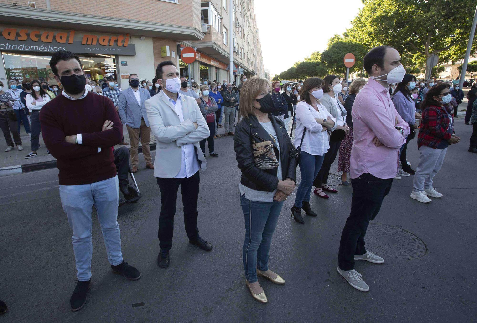 Manifestación en el Port de Sagunt por el asesinato machista de Soledad.