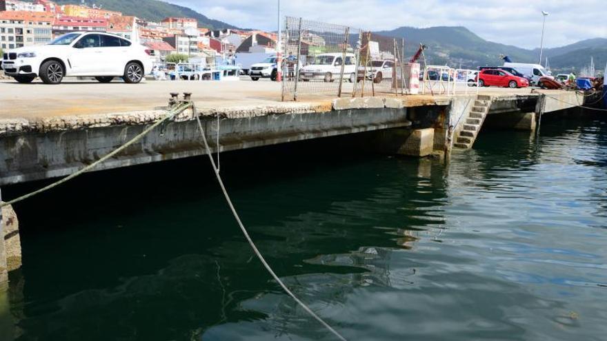 La inflación impide que Portos ejecute el arreglo estructural del muelle de bateeiros de A Mosqueira
