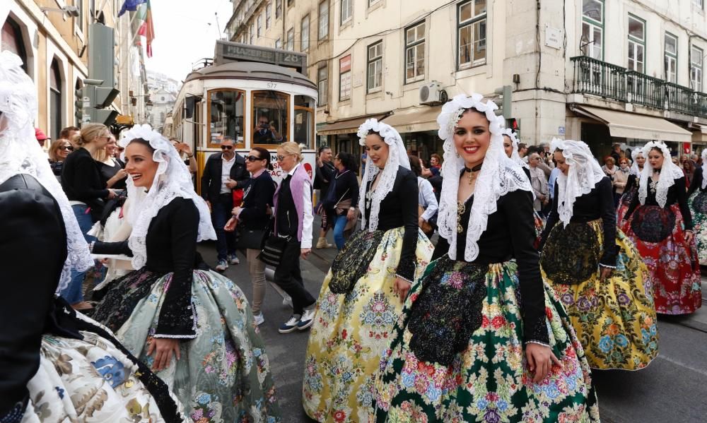 Las Hogueras conquistan el corazón de Lisboa