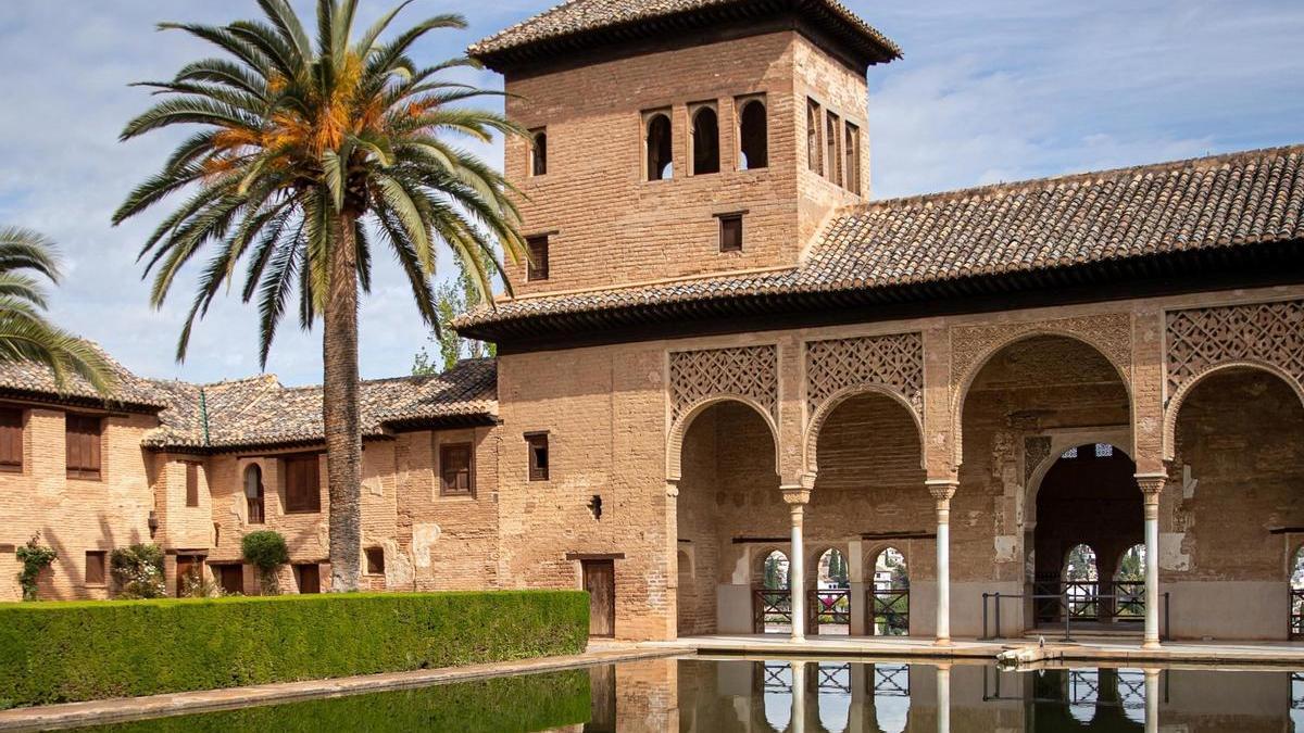 La Alhambra reabre gradualmente sus recorridos desde este miércoles tras el descenso de la actividad sísmica