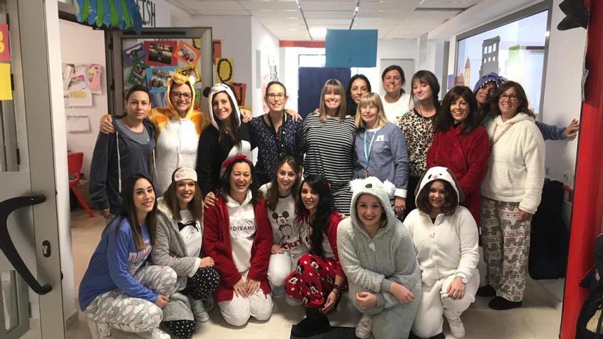 En pijama a clase en El Pinar para fomentar el acogimiento familiar de menores