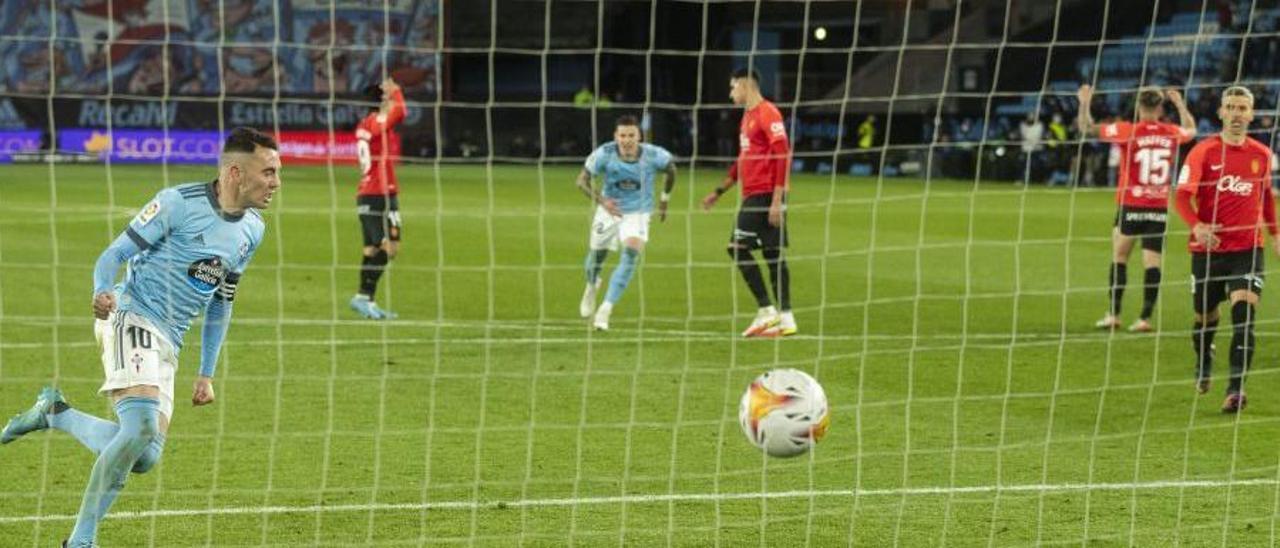 Aspas lanza el penalti de la victoria del Celta en el minuto 96