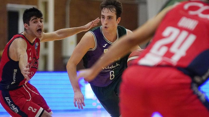 El cordobés Rafa Santos, del Unicaja, cierra su cesión al CB Morón