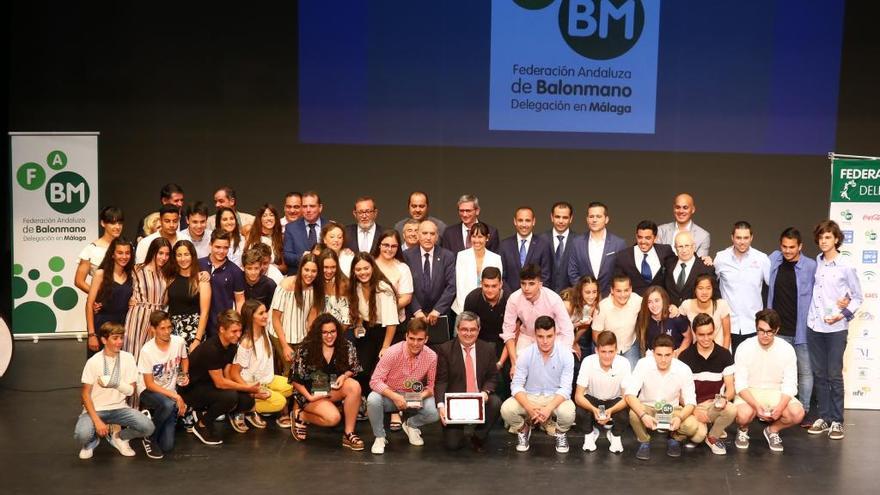 Imagen de los premiados en la Gala celebrada ayer en Fuengirola.