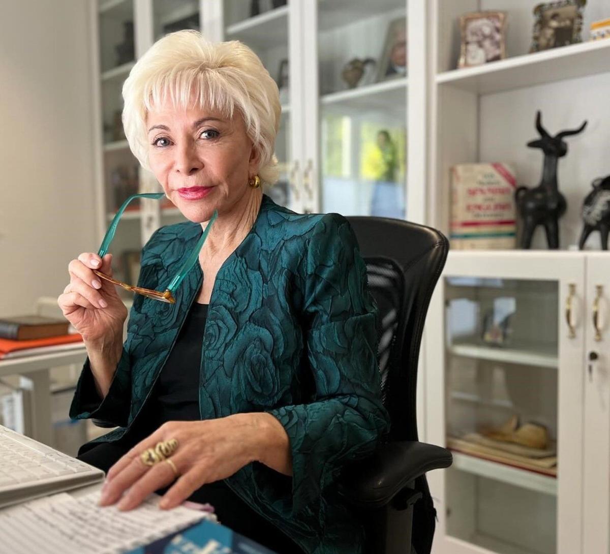 Isabel Allende, escriptora: "M’honra que es prohibeixi ‘La casa de los espíritus’ als Estats Units"