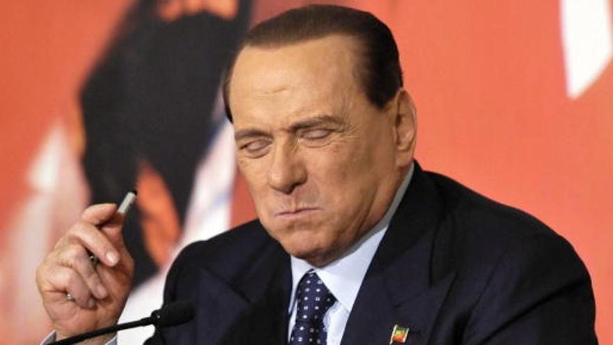 Berlusconi fue condenado a 4 años de prisión por fraude fiscal.