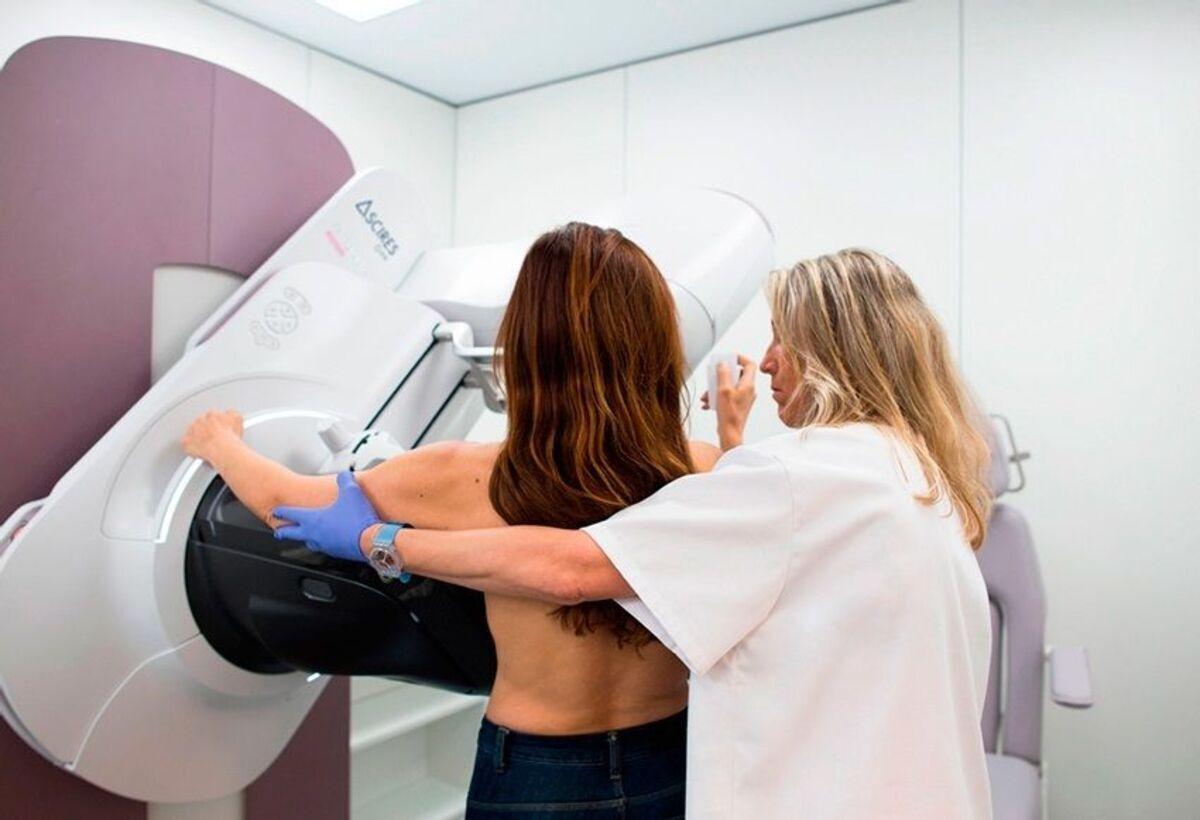 ¿El cáncer de mama es hereditario? ¿Por qué son importantes los test genéticos para su detección precoz?