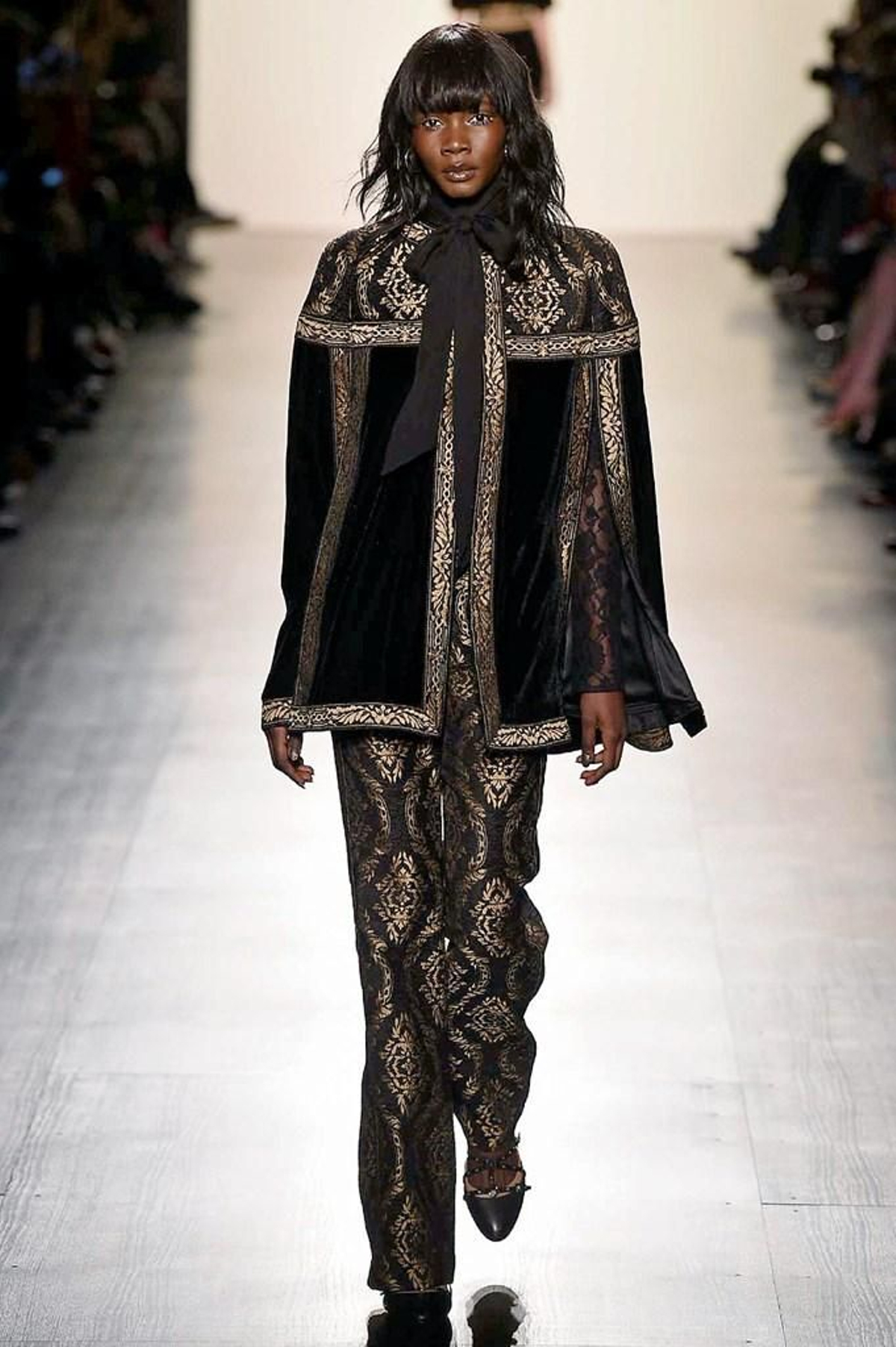 Tadashi Shoji
